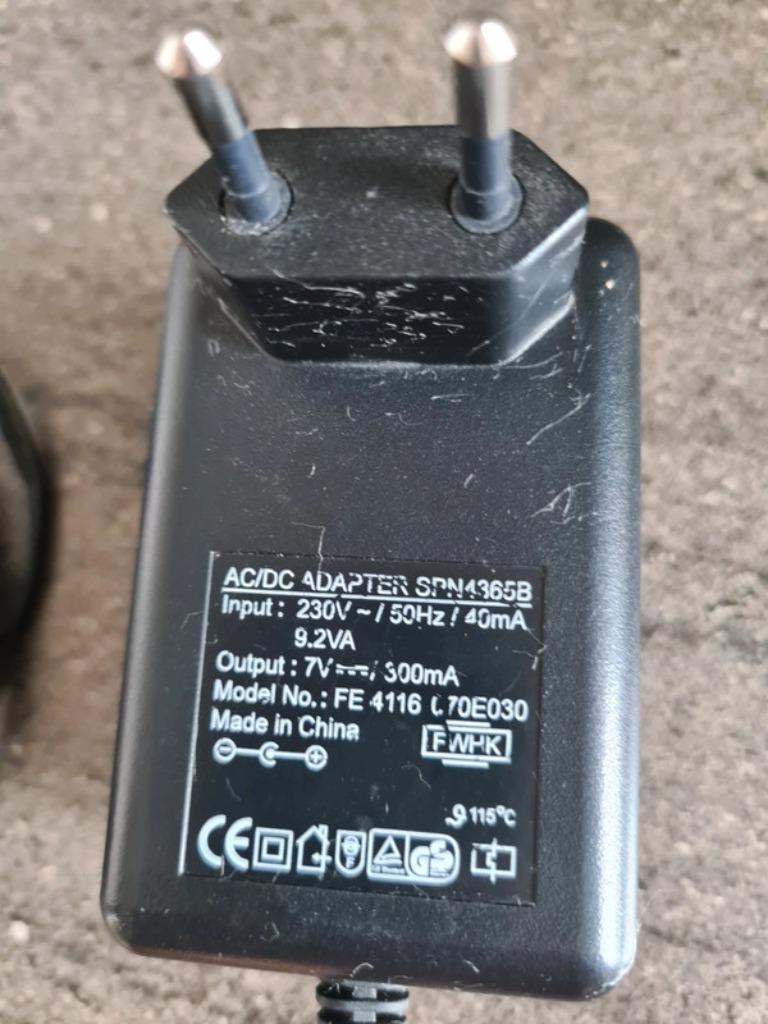 Adaptatot SPN4365B, 7v-300mA., Ophalen of Verzenden, Gebruikt, SPN