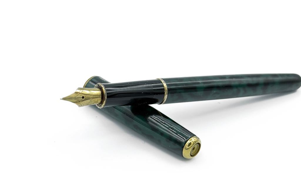 Parker Sonnet vulpen / Forest Green Laque / Vintage / 1994, Enlèvement ou Envoi, Utilisé, Stylo, Parker