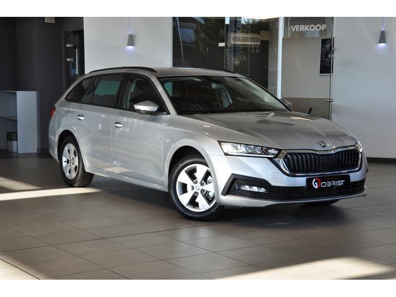 Skoda Octavia Led/Gps by App/Lane/Cruise, Automaat, 1498 cc, Overige kleuren, Bedrijf