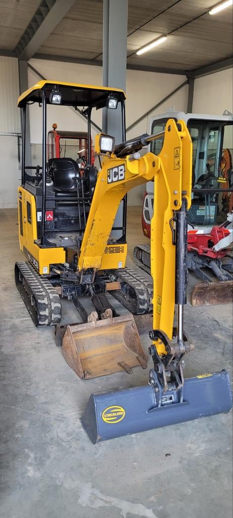 JCB 16C-1 – 2020 – 900h – Très bon état – 2 godets, Enlèvement