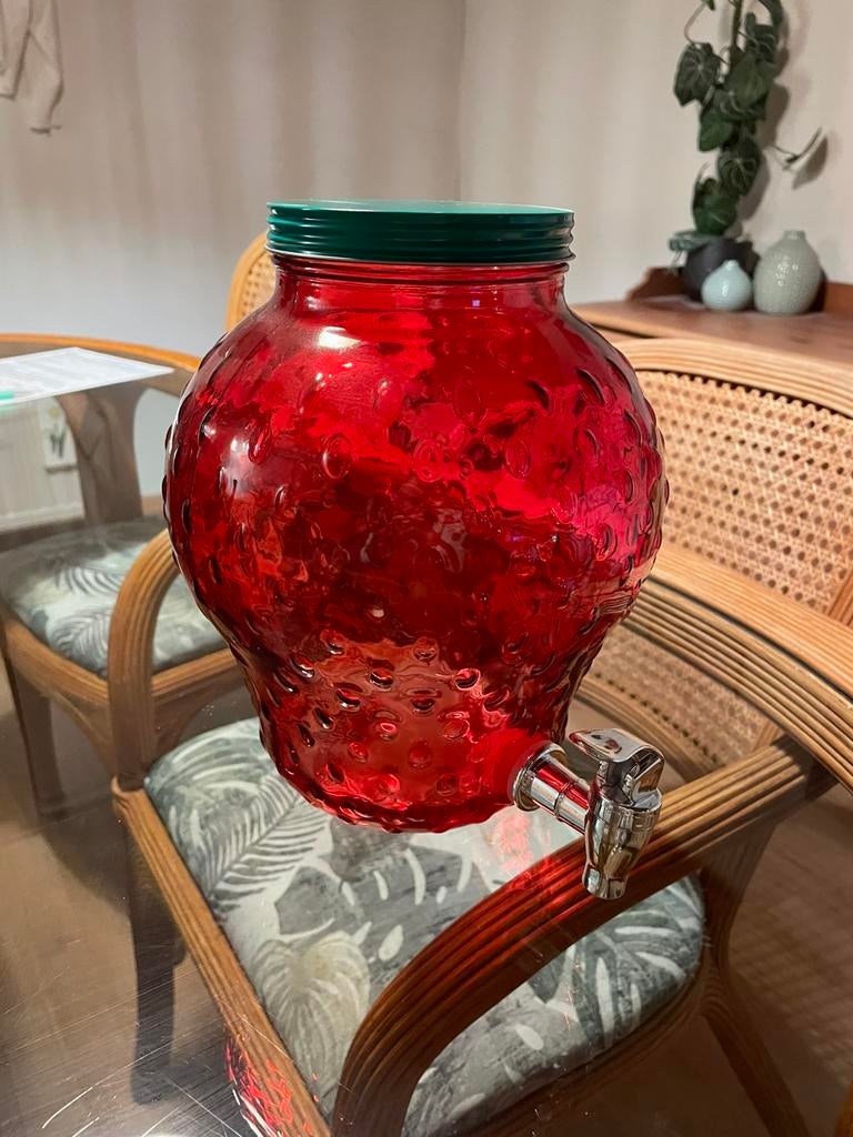 Drankdispenser aardbei vorm glas, Huis en Inrichting, Ophalen, Nieuw