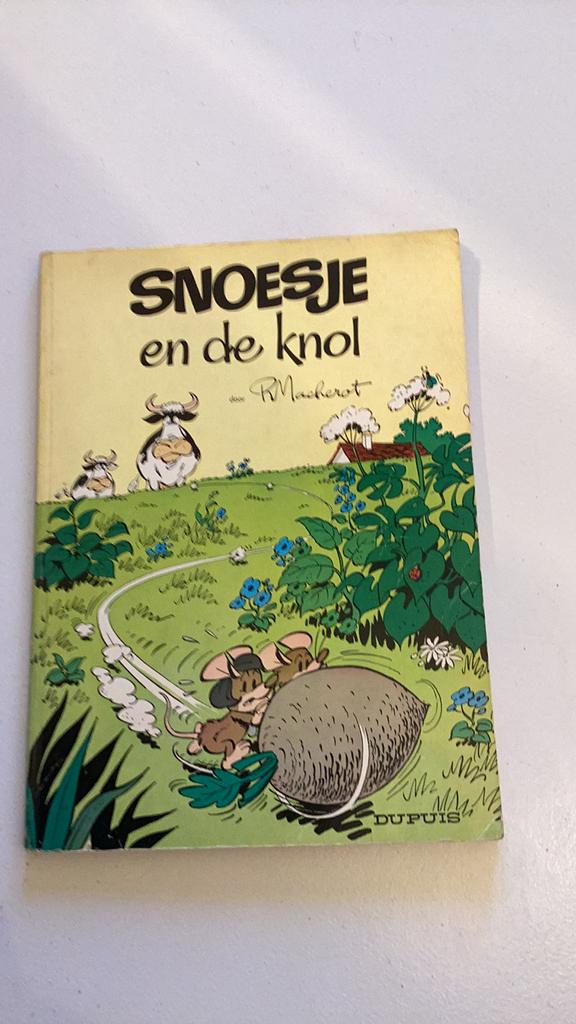 Snoesje en de knol, Ophalen of Verzenden, Zo goed als nieuw