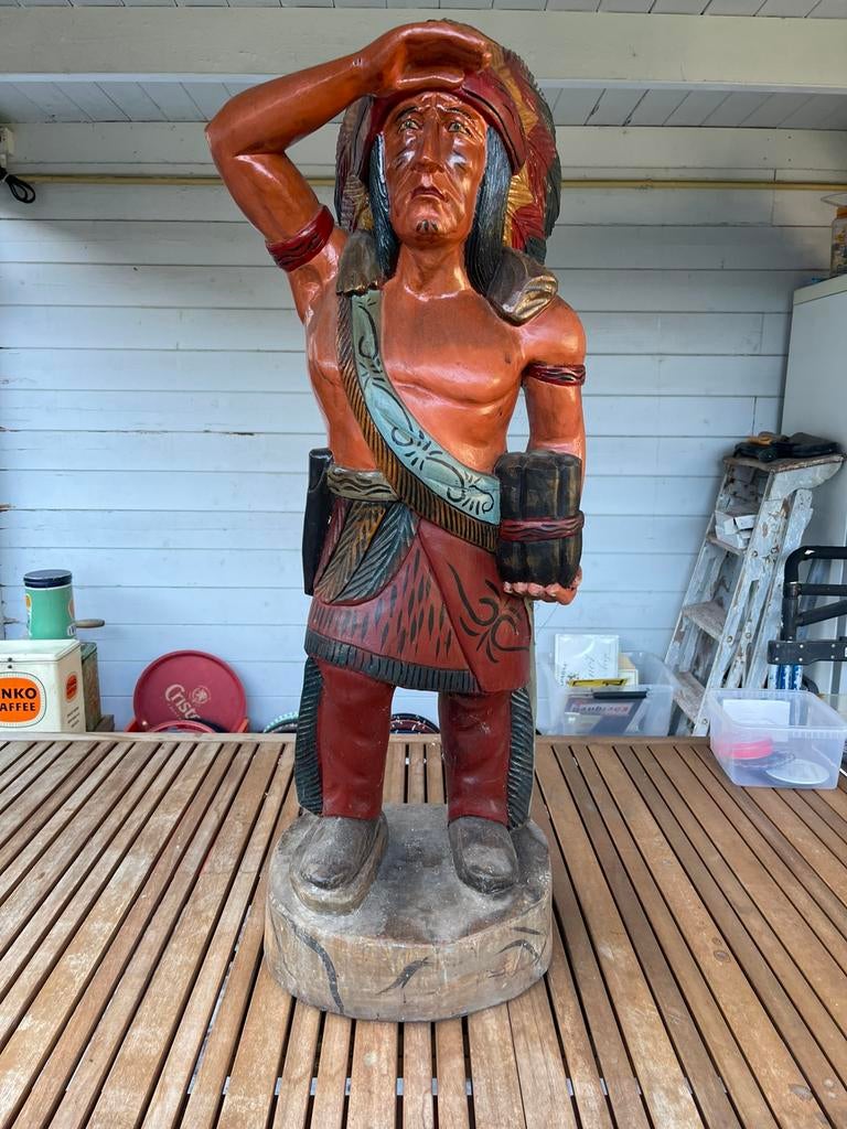 Houten indiaan, Ophalen