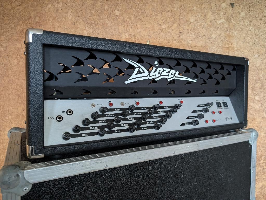 Diezel VH4 + case + midi pedalboard, Musique & Instruments, Enlèvement, Comme neuf, Guitare, 100 watts ou plus