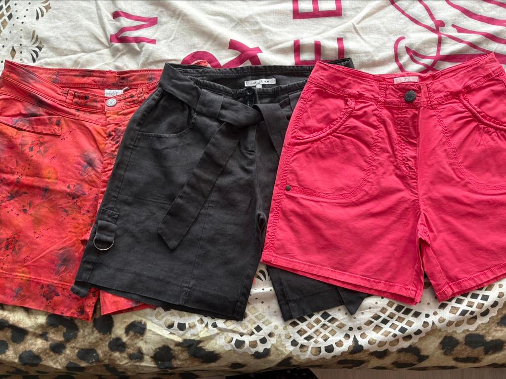 Lot shorts 3 stuks (38-40)., Ophalen, Zo goed als nieuw, Maat 38/40 (M)