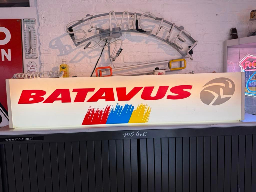 BATAVUS oude reclame lichtbak, Ophalen, Gebruikt, Lichtbak of (neon) lamp