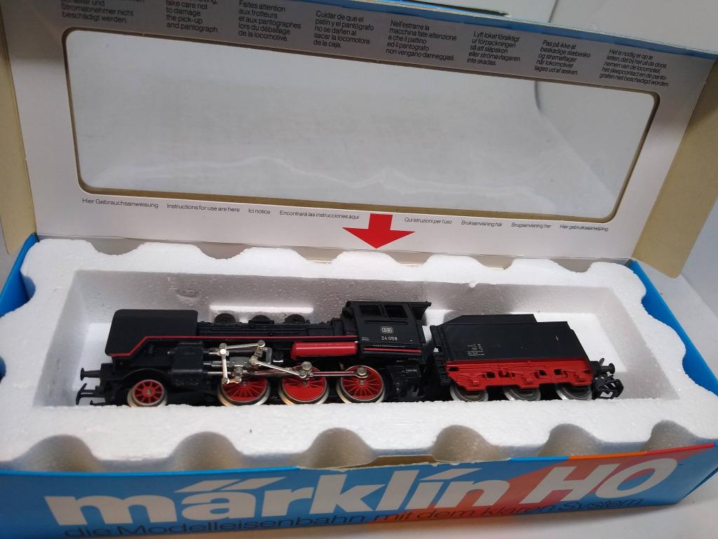 Märklin 3003 Stoomlocomotief BR 24 van de DB, Neuf, Analogique, Enlèvement ou Envoi, Courant alternatif