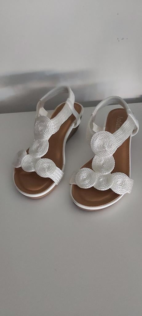Dames zomer schoenen, Ophalen