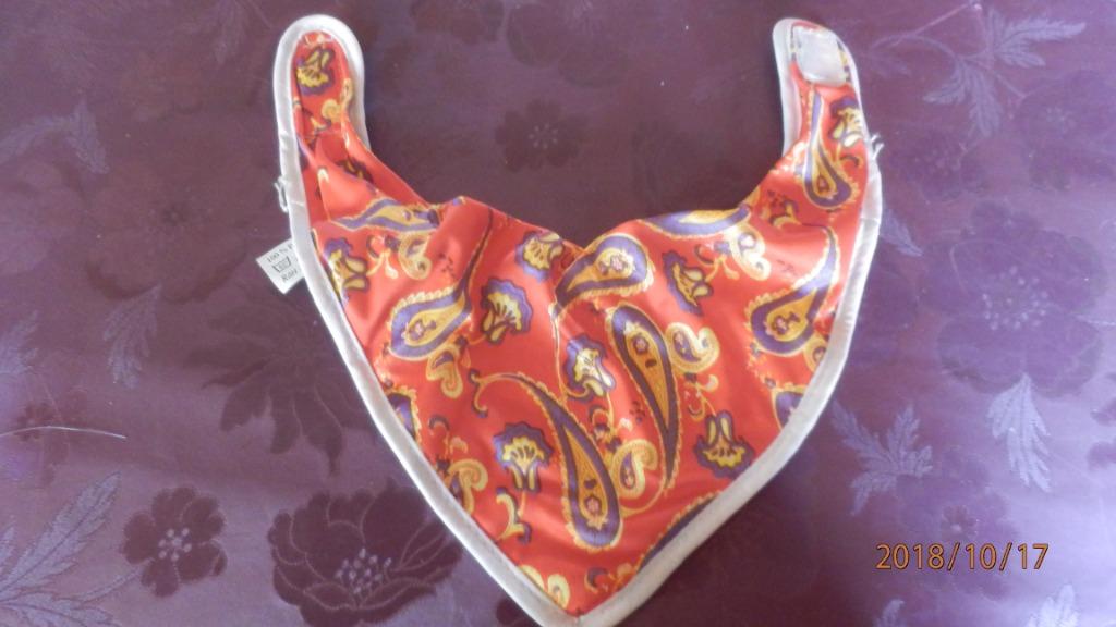 (35) -foulard orange petit chien, Animaux & Accessoires, Enlèvement ou Envoi, Comme neuf, Foulard pour chien