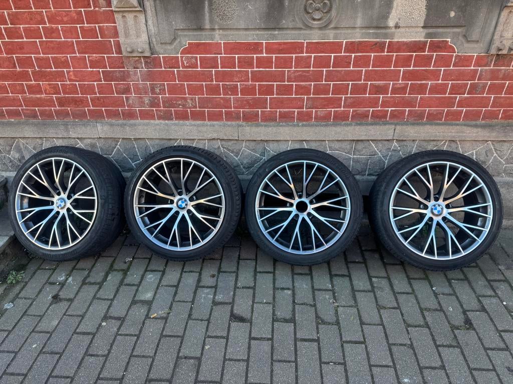 Jantes BMW (pneus équipé) 275/35 R19 argenté, Autos : Pièces & Accessoires, Pneus & Jantes, Pneus et Jantes, Véhicule utilitaire