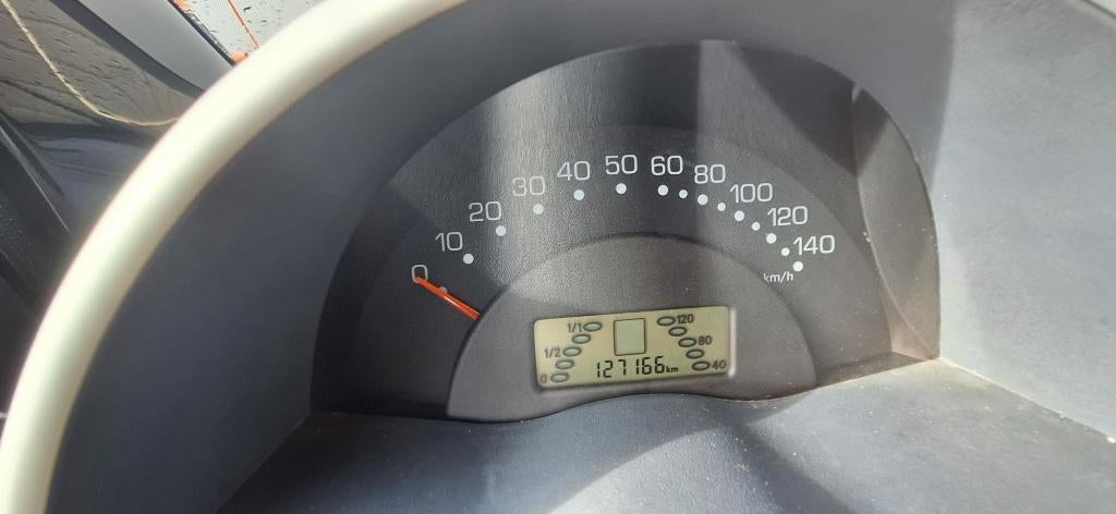 Toyota Yaris – Bouwjaar 03/2002 – Zo mee te nemen, Airbags, Achat, Entreprise, 2 portes