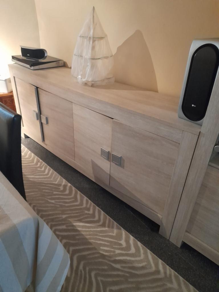Dressoir van 2m90 nog in goede staat, Huis en Inrichting, Kasten | Dressoirs, Ophalen, Eikenhout