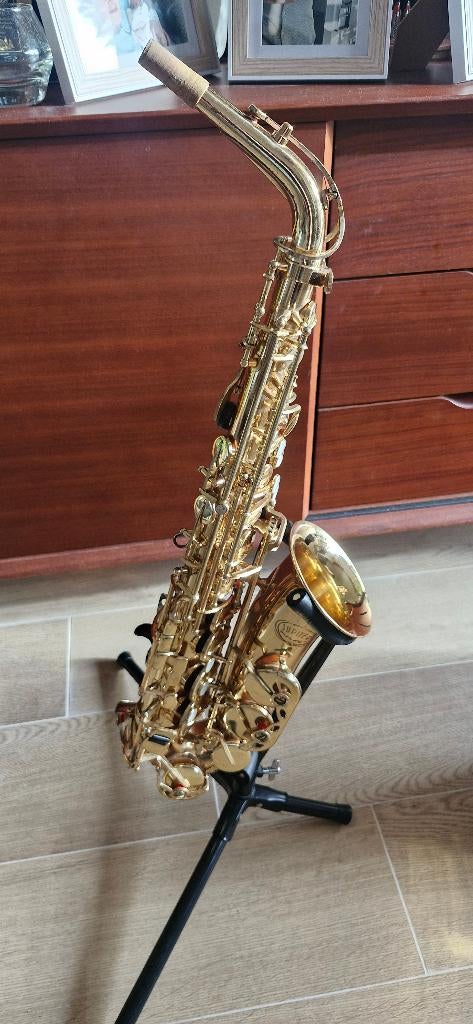 Altsaxofoon Jupiter JAS 769-767, Ophalen, Gebruikt, Alt, Met koffer
