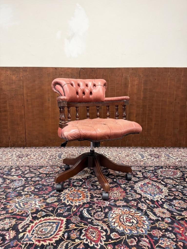 Klassiek Engels Chesterfield Bureaustoel, Ophalen