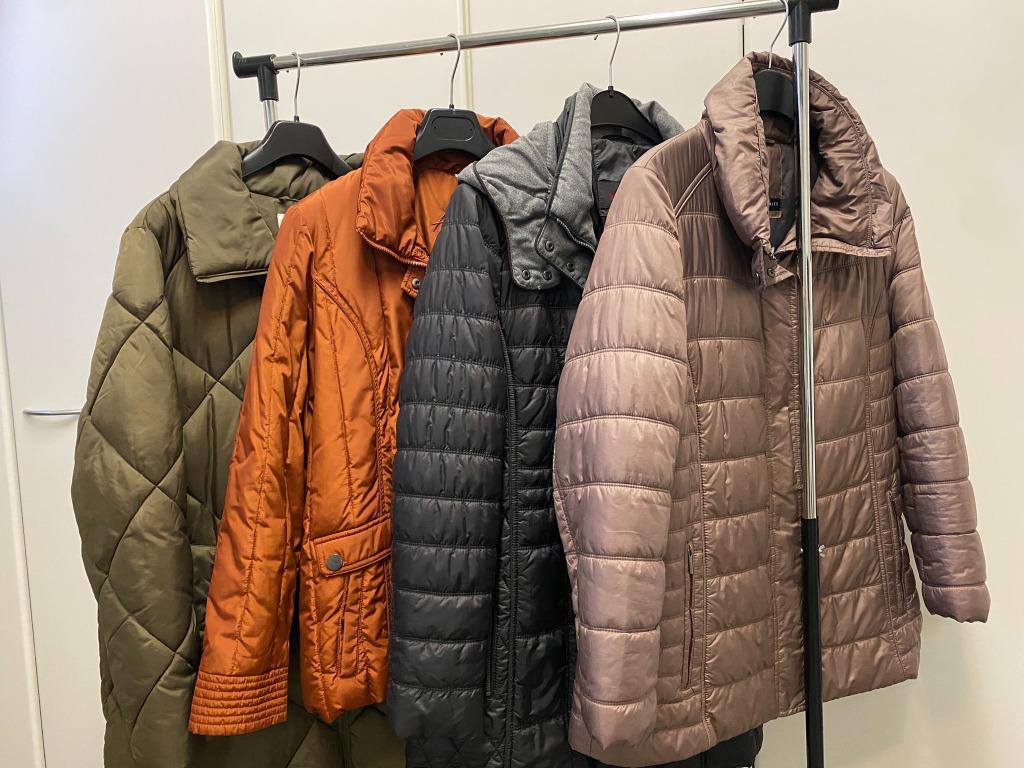 Damesjassen maat 44/46 in NIEUWSTAAT, Kleding | Dames, Jassen | Winter, Ophalen of Verzenden, Zo goed als nieuw, Maat 42/44 (L)