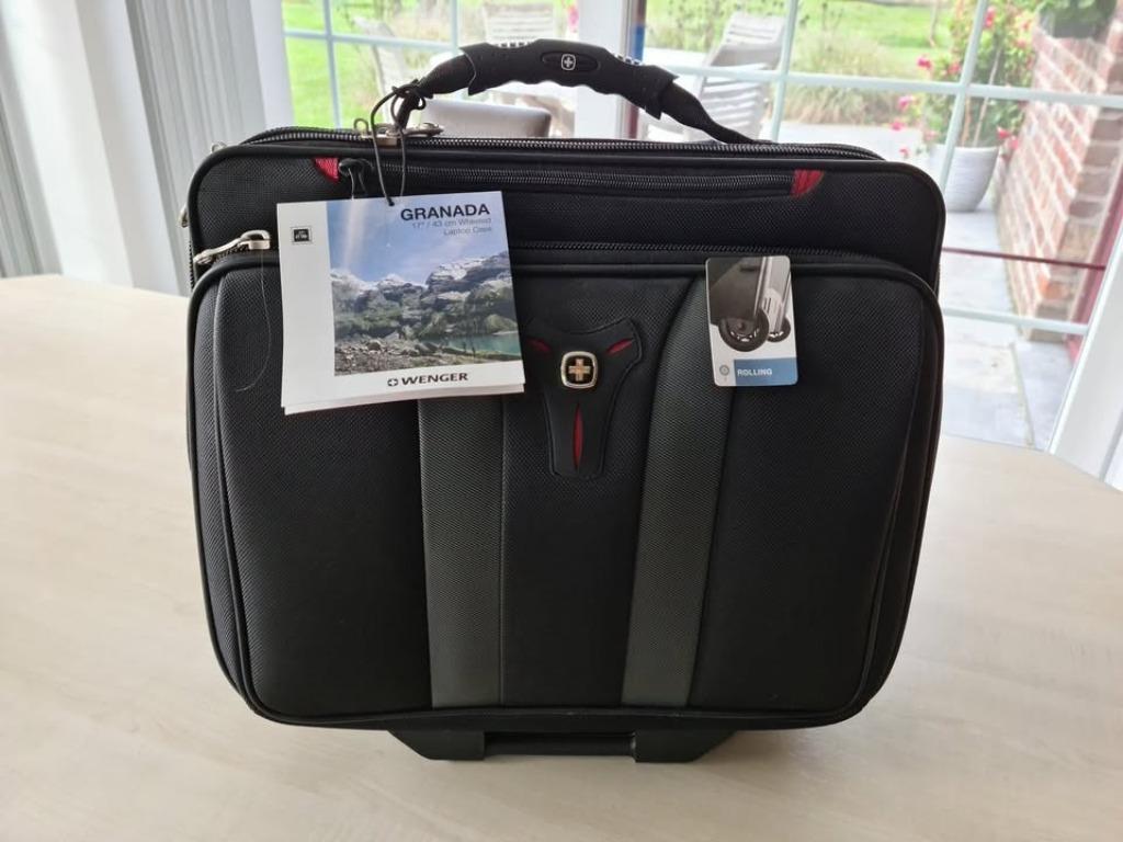 Laptoptrolley, Enlèvement, 17 pouces ou plus, Neuf, Sac à roulettes