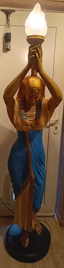 Grote polyresin Egyptische vloerlamp te koop., Huis en Inrichting, Ophalen, Zo goed als nieuw