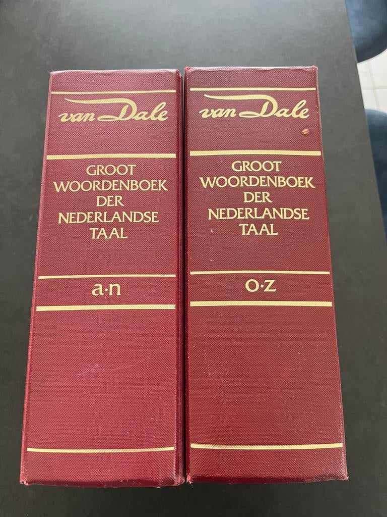Van Dale. Groot woordenboek der Nederlandse taal., Gelezen, Van Dale, Nederlands, Ophalen of Verzenden