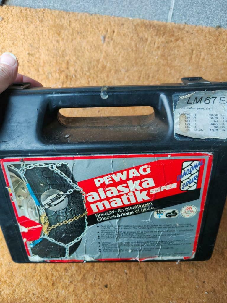 A vendre : 1 Paire de chaînes à neige, Enlèvement ou Envoi, Comme neuf
