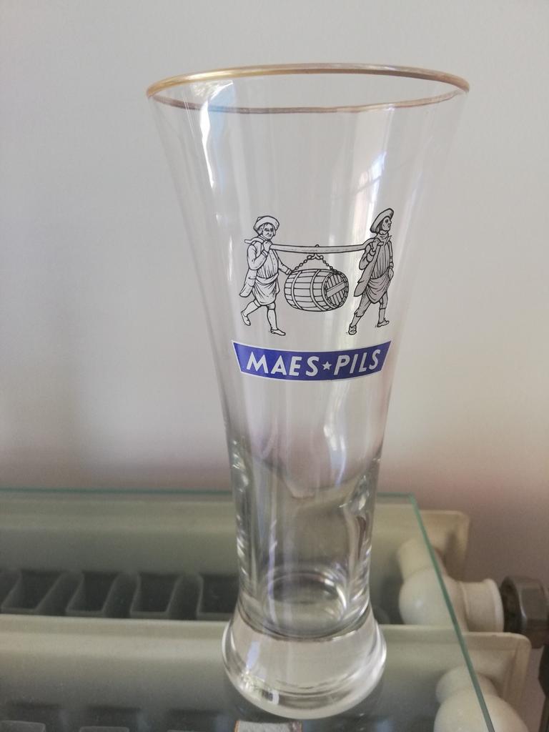 Verres Maes - modèle conique, Enlèvement, Comme neuf