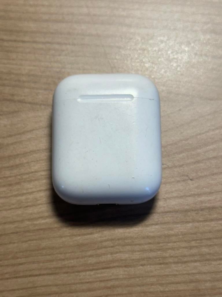 Airpods 1 doosje, Audio, Tv en Foto, Hoofdtelefoons, Ophalen of Verzenden, Gebruikt, Overige merken, Bluetooth