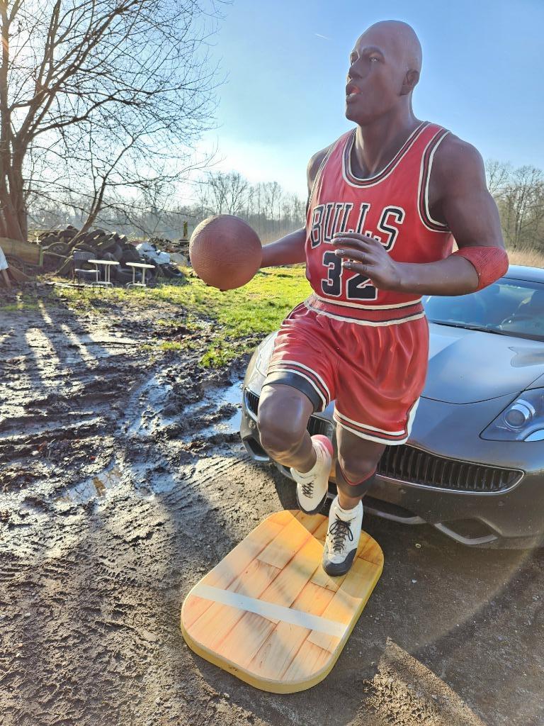 Michael Jordan beeld lifesize 2.10m hoog, Verzamelen, Ophalen of Verzenden, Zo goed als nieuw, Mens