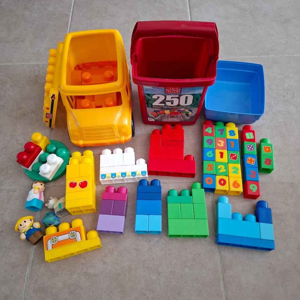 Lot de Megabloks bus + coffret, Ophalen of Verzenden, Zo goed als nieuw, Megabloks