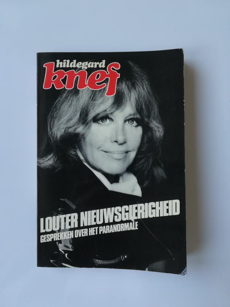 Louter nieuwsgierigheid (Hildegard Knef), Ophalen of Verzenden, Gelezen, Hildegard Knef