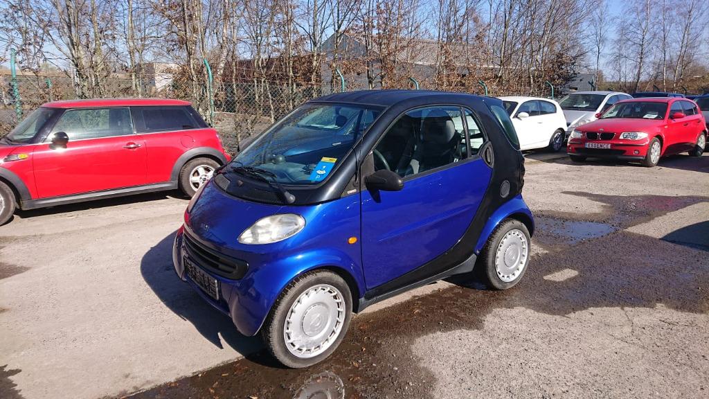 Smart fortwo 600cc essence bt auto 104000km GARANTIE, Auto's, Stof, Zwart, 33 kW, Blauw