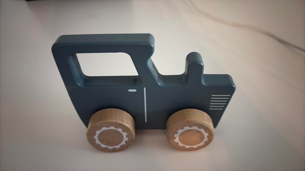 Houten tractor, Ophalen of Verzenden, Zo goed als nieuw