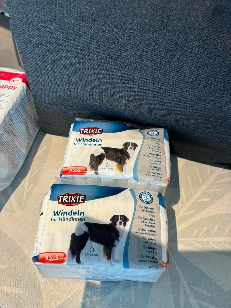 18x witte honden luier., Dieren en Toebehoren, Honden-accessoires, Ophalen of Verzenden, Zo goed als nieuw