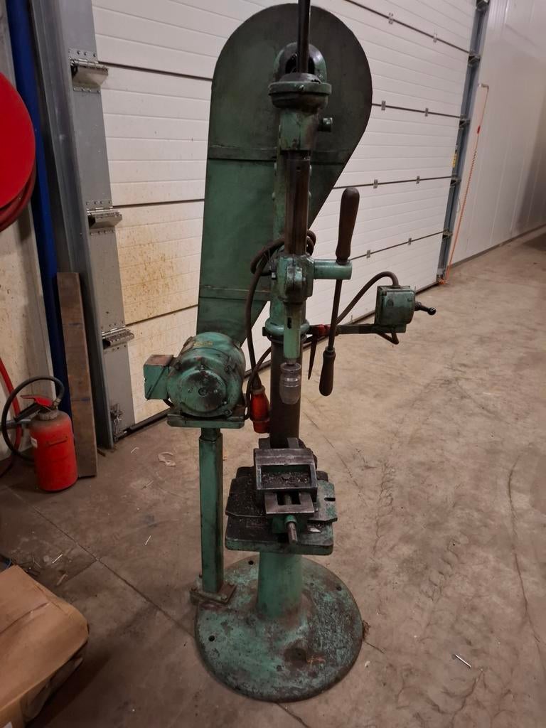 Kolomboormachine, Ophalen