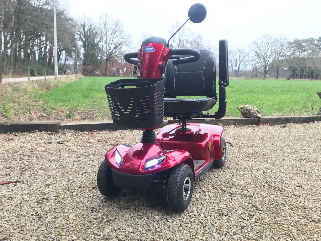 Scootmobiel, Ophalen of Verzenden, 15 km of minder, 11 t/m 15 km/u, Invacare
