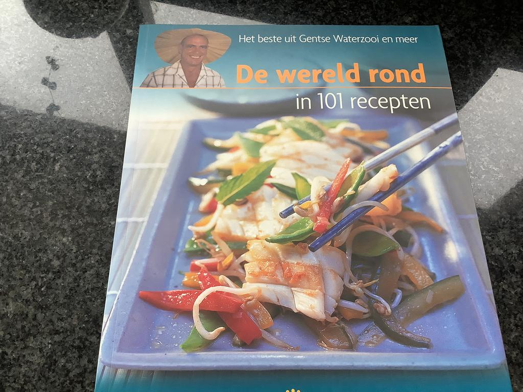 De Wereld rond Gene Bervoets (ISBN 9789020954777), Boeken, Kookboeken, Overige typen, Nieuw, Ophalen of Verzenden, Gezond koken