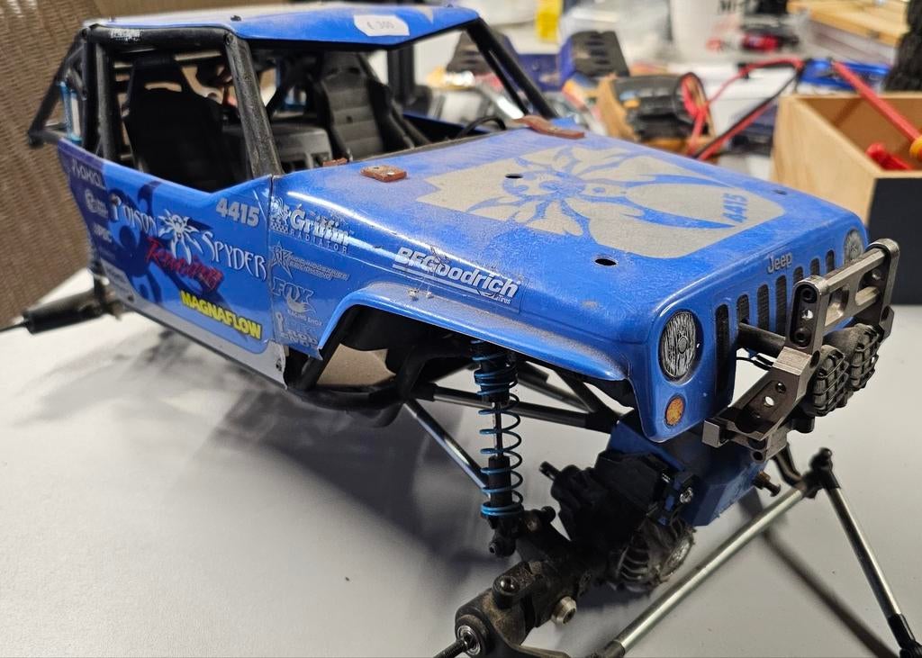 Axial Jeep Wrangler Wraith Poison Spyder 1/10 projet, Échelle 1:10, Enlèvement ou Envoi, Voiture off road, Utilisé