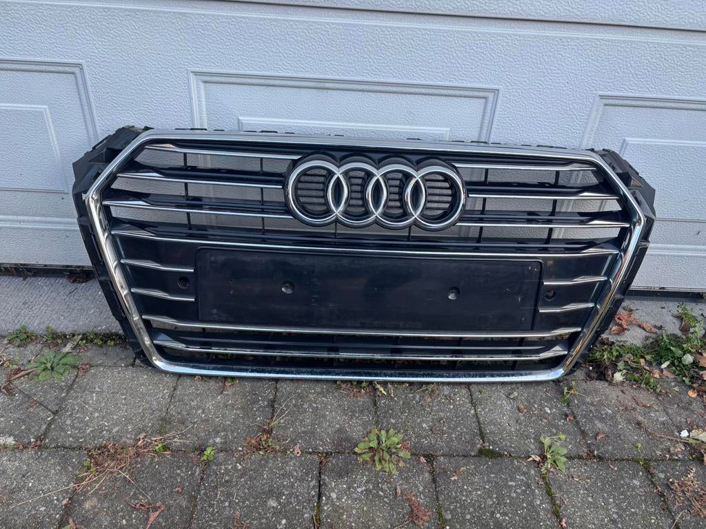 Calandre SLINE Audi A4 châssis 8W ph.1 année 2016-19 origine, Gebruikt, Voor, Bumper, Audi