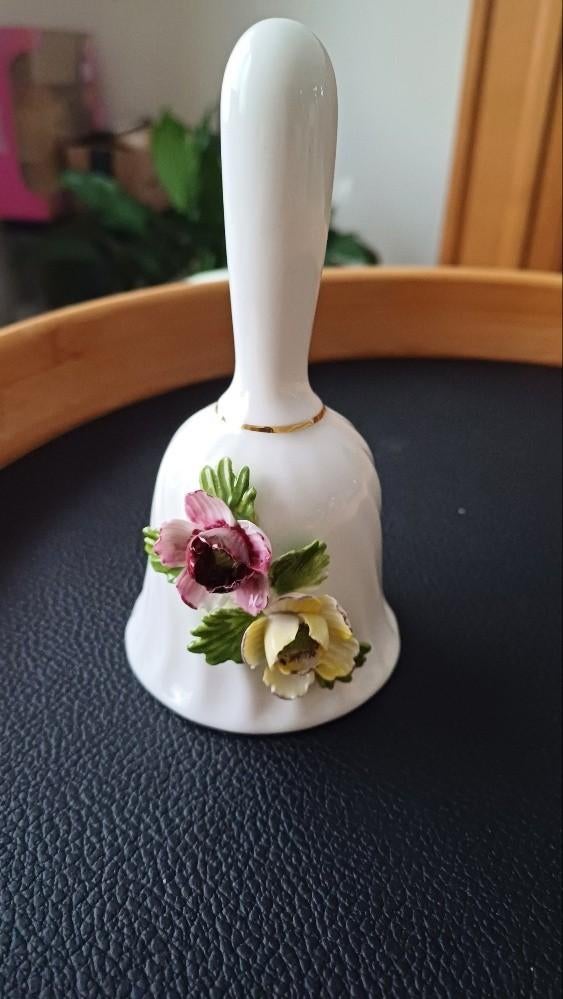 clochette de garniture en porcelaine, Antiquités & Art, Enlèvement ou Envoi