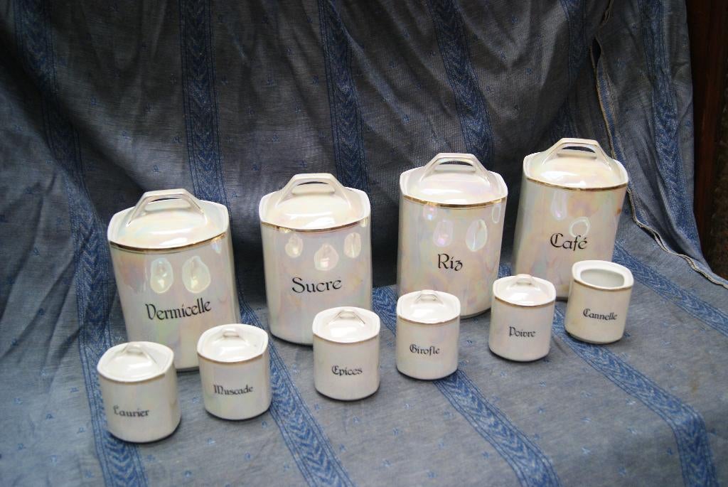 Vintage specereijen potten.De Fuisseaux porcelain., Antiek en Kunst, Ophalen
