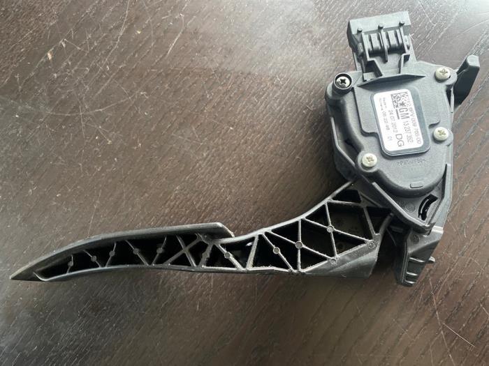 Gaspedaal van een Opel Insignia, Auto-onderdelen, Interieur en Bekleding, Opel, Gebruikt, 3 maanden garantie, Ophalen of Verzenden