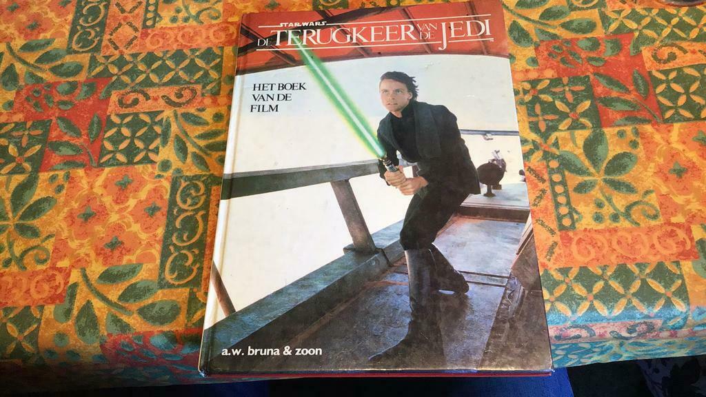 StarWars de terugkeer van de Jedi (r), Ophalen of Verzenden, Gelezen, Film- of Tv-bewerking