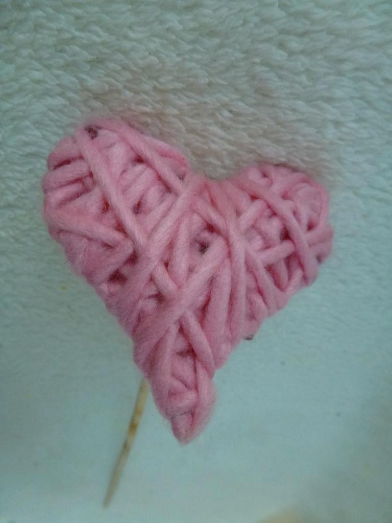 Valentijn klein, roze hartje op stokje goede staat, Ophalen of Verzenden, Zo goed als nieuw, Versiering