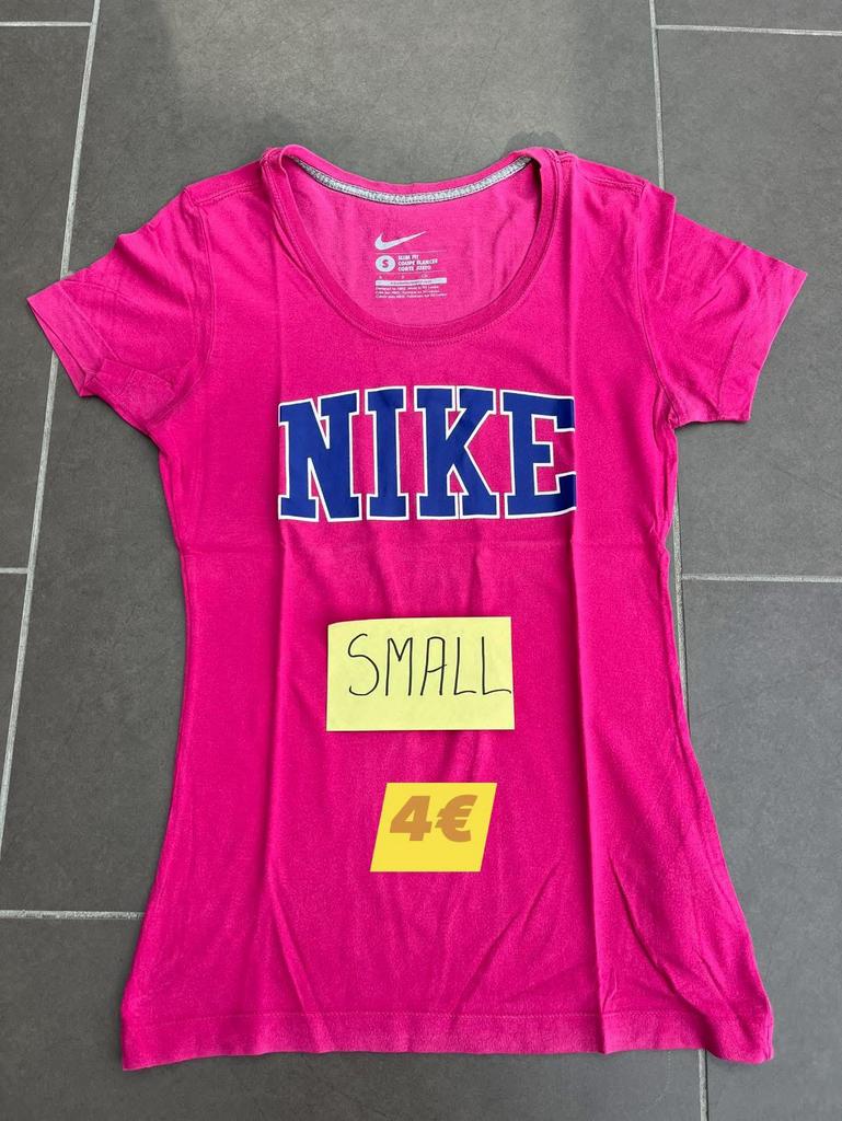 Nike ‘t shirt Small Mooie staat, Ophalen, Nike, Korte mouw, Roze