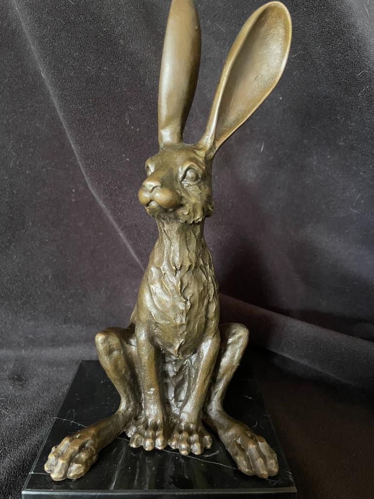 Bronzen zittende haas, Milo. Gedetailleerd zuiver brons, Ophalen of Verzenden