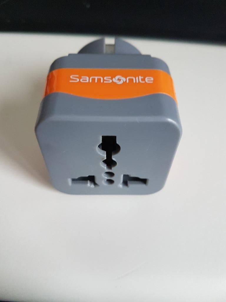 SAMSONITE ADAPTATEUR EUROPE - MOYEN-ORIENT, Enlèvement ou Envoi, Comme neuf