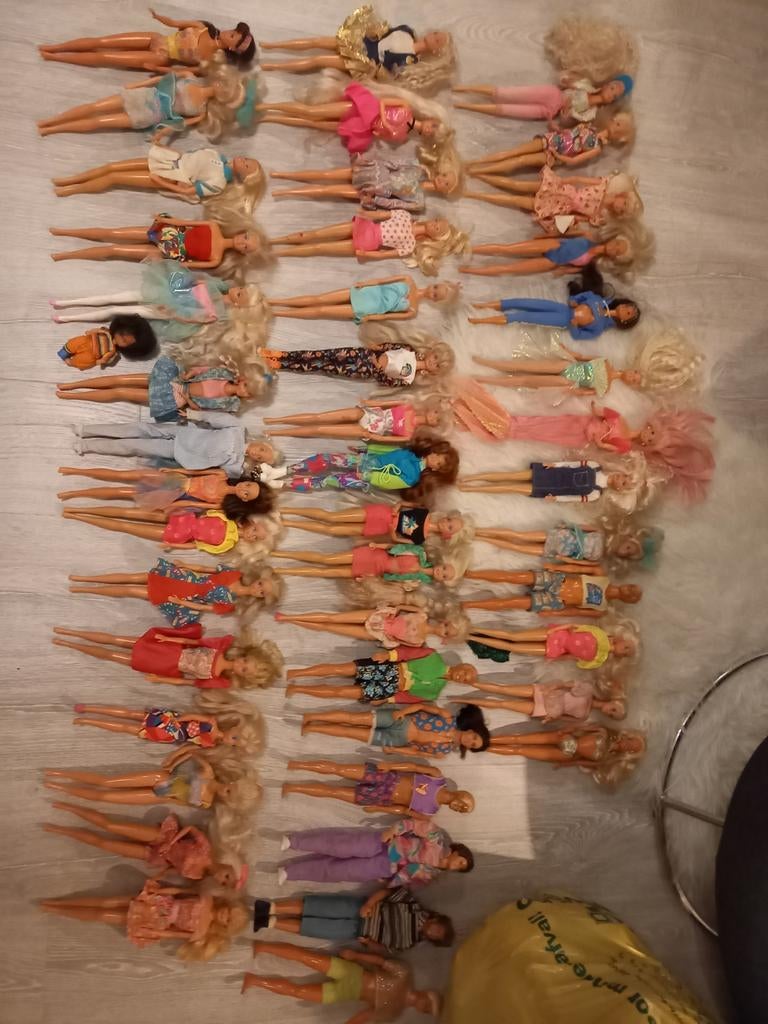 Barbies en Kens jaren 80-90, Verzamelen, Ophalen