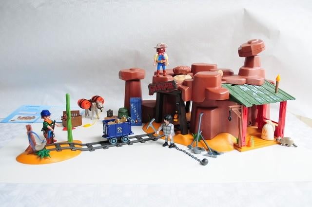 Playmobil cowboy goudmijn, Ophalen