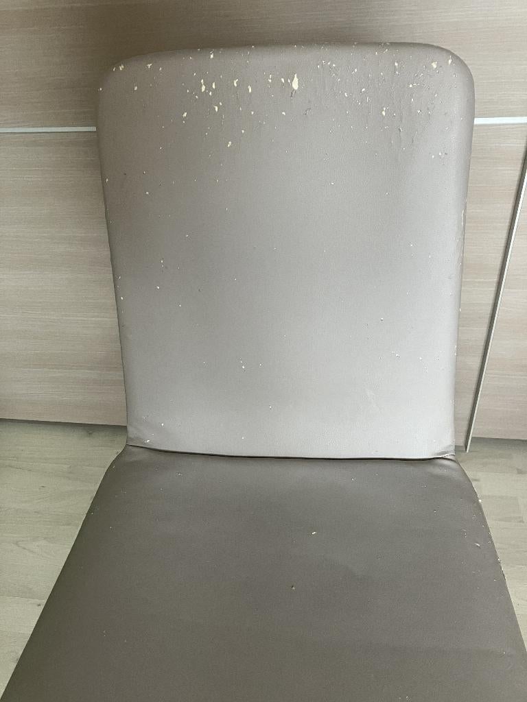 8Stoelen eetkamer (lederlook grijs) - hoes vervangbaar, Huis en Inrichting, Stoelen, Ophalen, Gebruikt, Grijs, Metaal