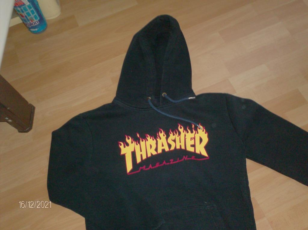 TRUI MET KAP ZWART MERK THRASHER - MAAT M - NIEUW, Maat 48/50 (M), Zwart, Nieuw, Ophalen of Verzenden
