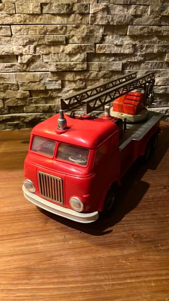 Camion pompiers Gama, Enlèvement ou Envoi, Utilisé