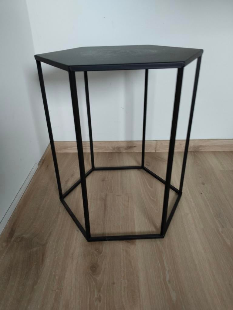 Bijzettafel mat zwart., Huis en Inrichting, Woonaccessoires | Zuilen en Pilaren, Ophalen